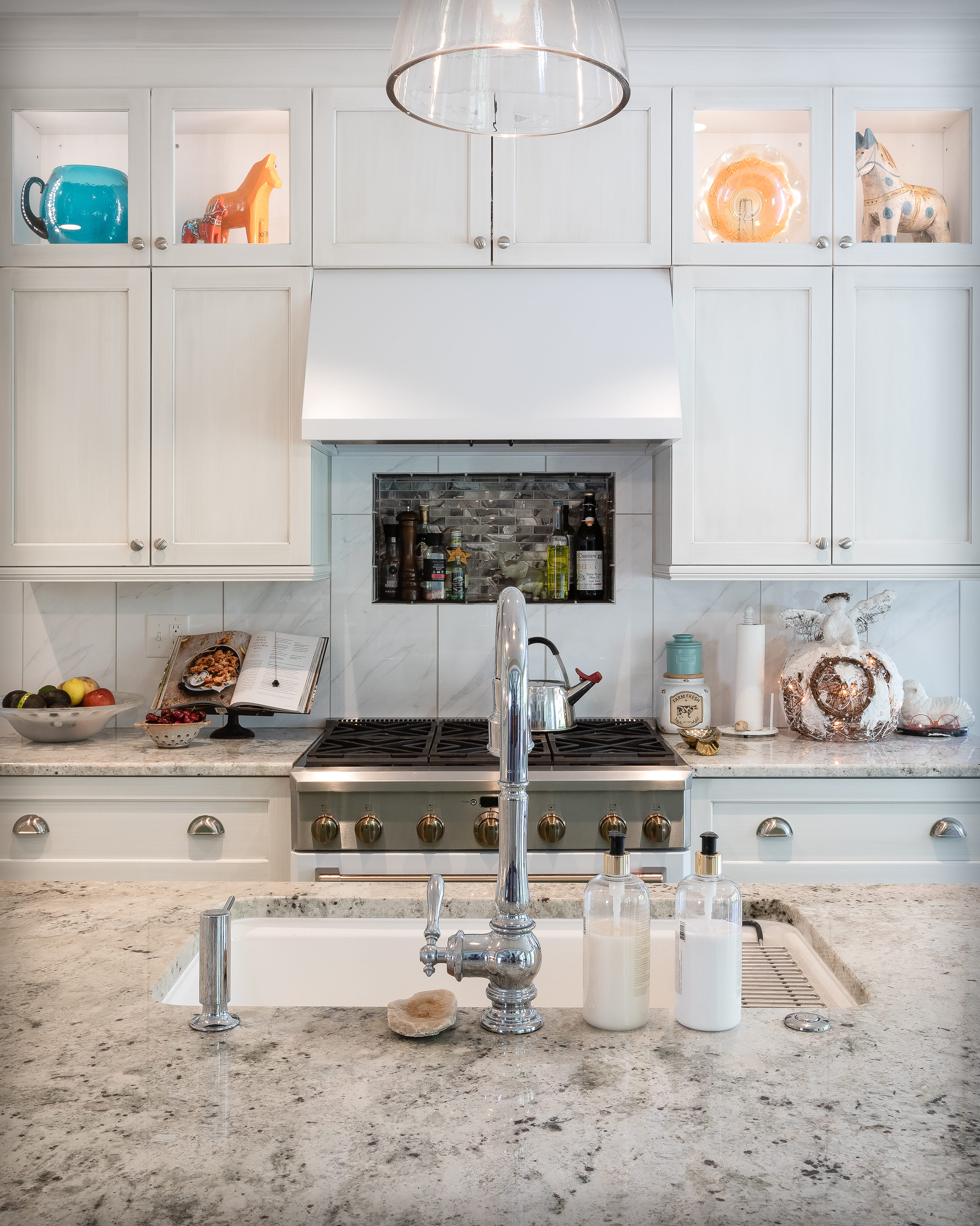 Kitchen Island Counter with Large Kitchen Sink  | Sunwood Home Builders & Remodelers